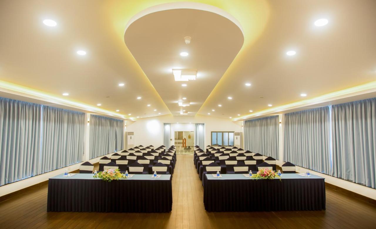 Mermaid Seaside Hotel Vung Tau Buitenkant foto