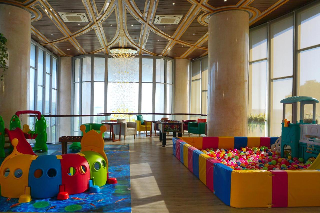 Mermaid Seaside Hotel Vung Tau Buitenkant foto